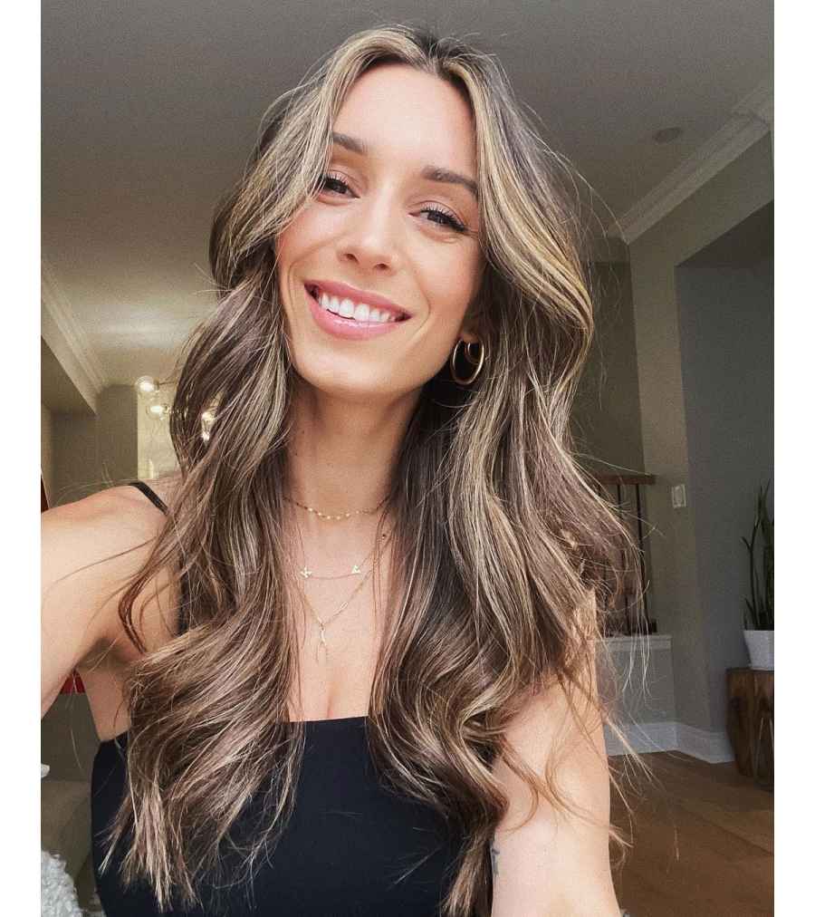 Pregnant Astrid Loch Reflects on IVF Journey 5