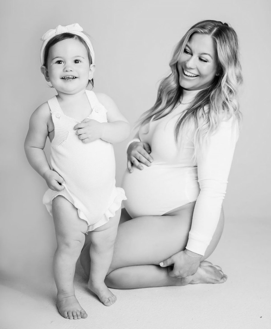 Future Big Sis! Pregnant Shawn Johnson's Daughter Drew Joins Maternity Shoot