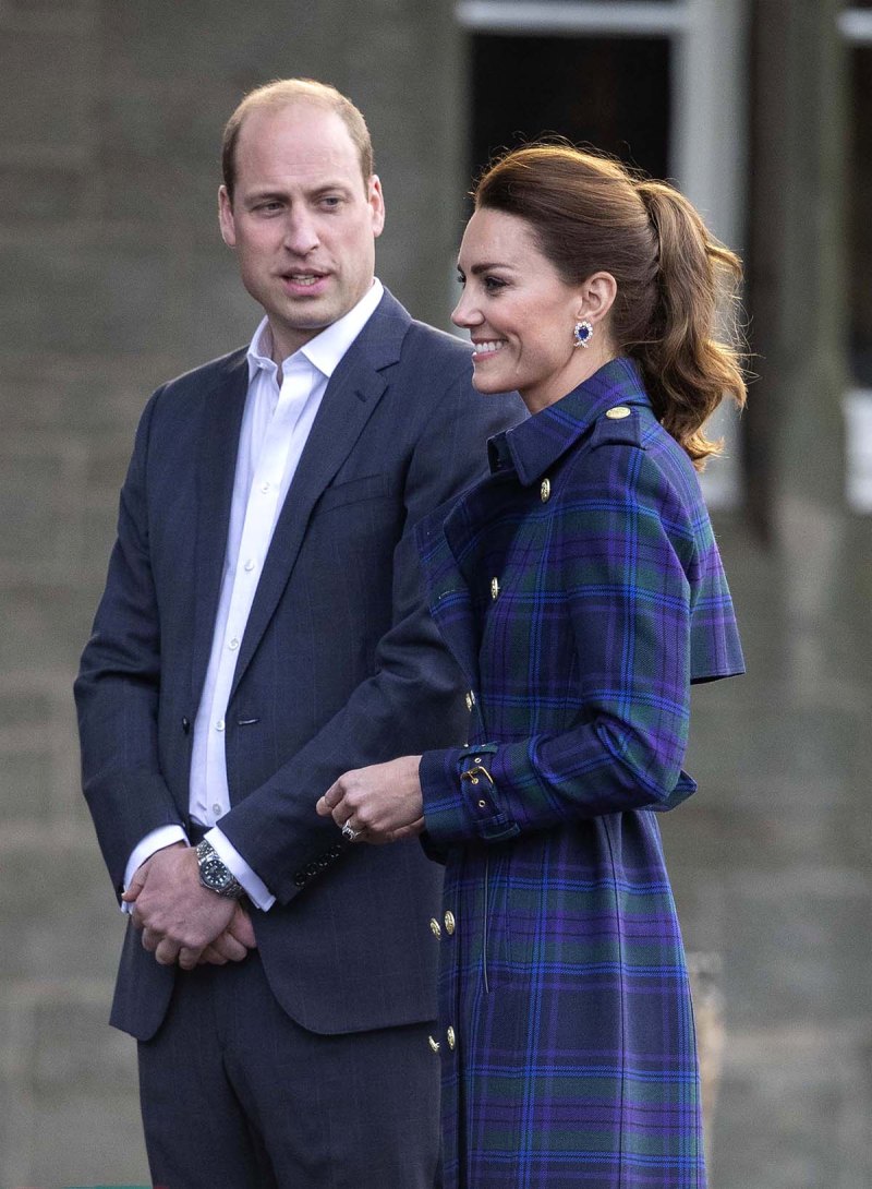 Prince William Duchess Kate Are All Smiles Scotland Tour Amid Prince Harry Drama