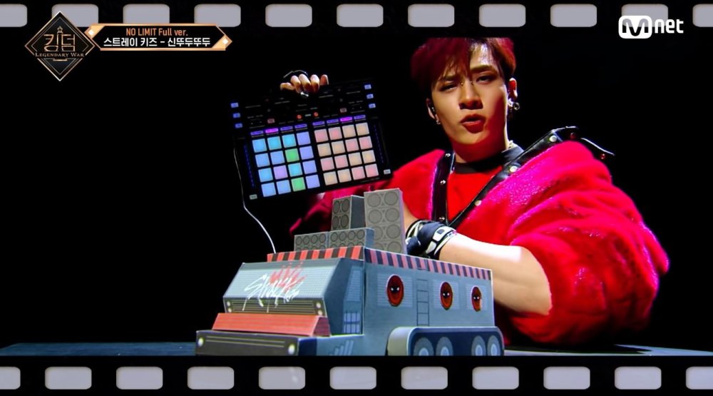 Ryan Reynolds Wants Stray Kids&rsquo; Bang Chan&rsquo;s Autograph After K-Pop Band&rsquo;s Deadpool Performance