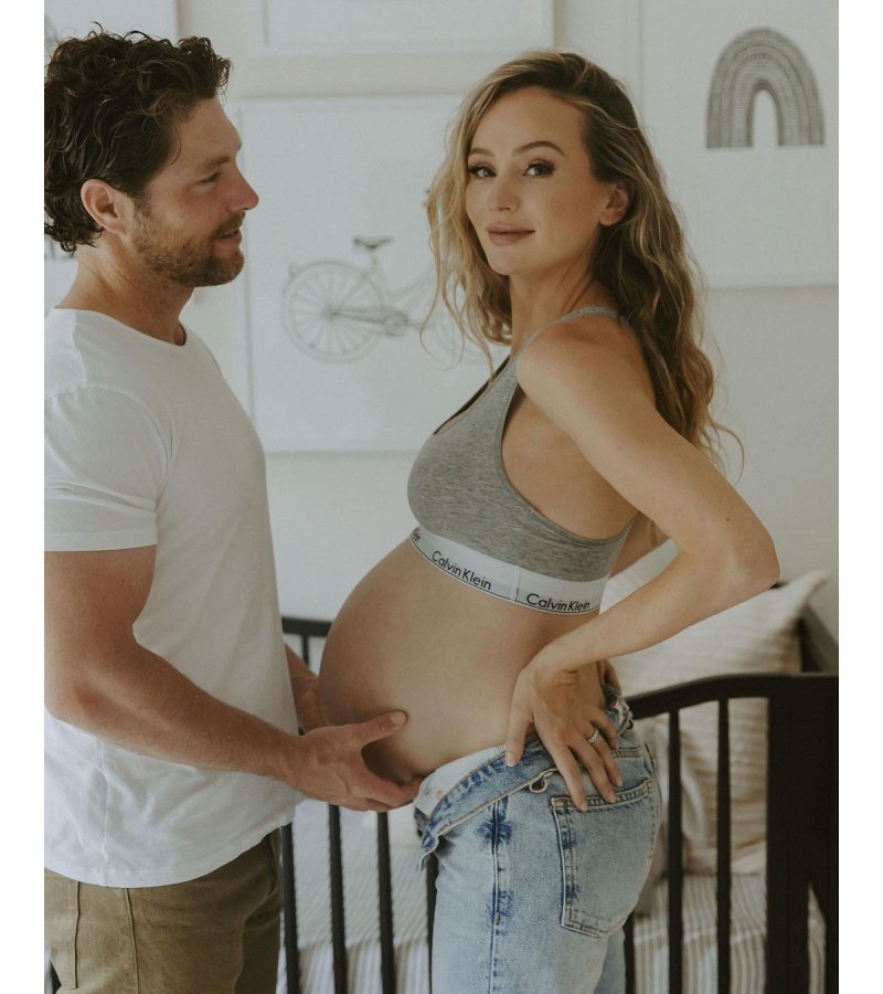 Too Cute Pregnant Lauren Bushnell Shows Baby Bump Progress in Maternity Shoot