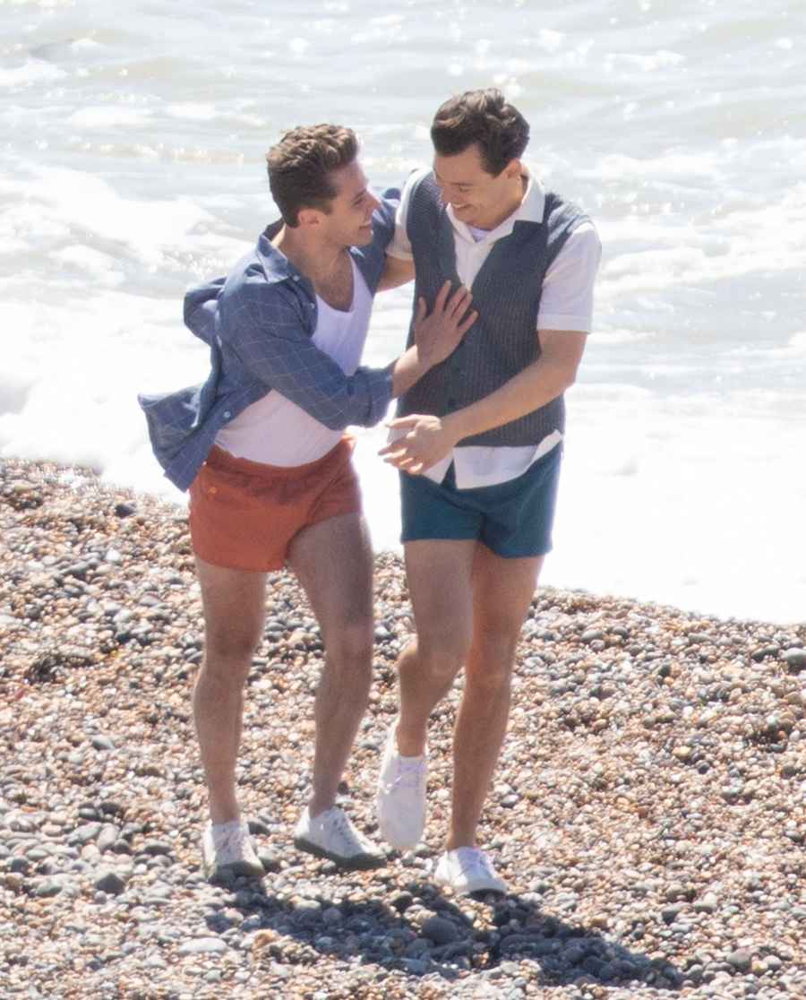 Twitter Is Freaking Out Over Harry Styles’ Ridiculously Short Shorts: Photos