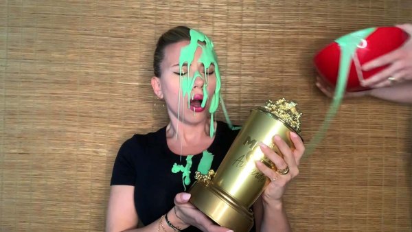 Wrong Show Scarlett Johansson Gets Slimed Colin Jost During MTV Speech