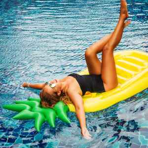 waist-cinching-one-piece-swimsuits
