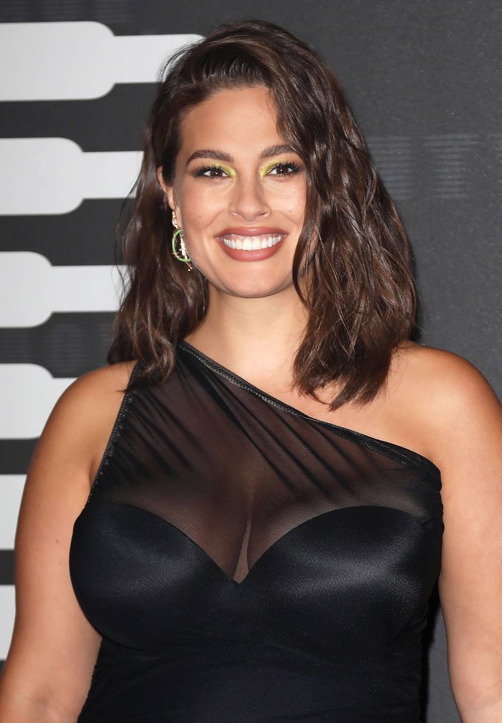 Ashley Graham’s Shares Nude Photo: ‘It’s Hot Out There and So Are You’