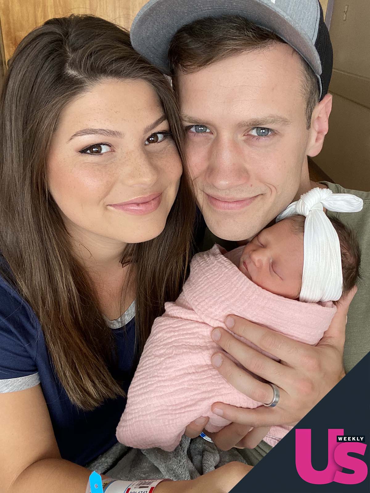 Bringing Up Bates Tori Bates Gives Birth Welcomes 3rd Child With Bobby Smith