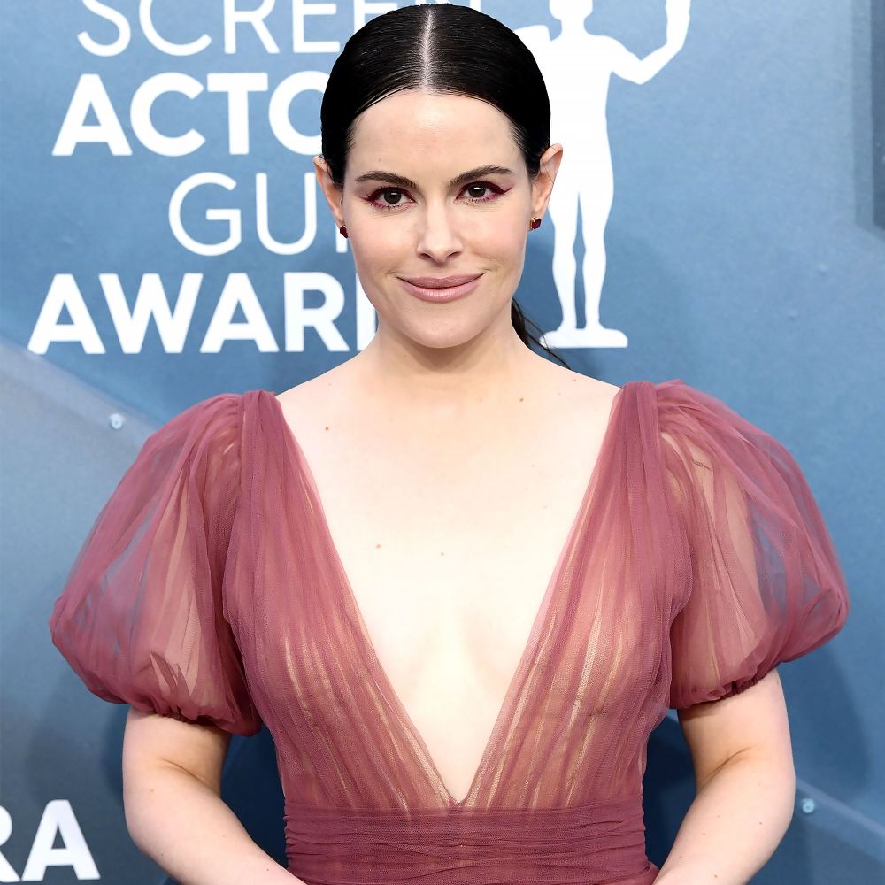 Emily Hampshire Talks Investing Therapy After Heartbreak Self Love