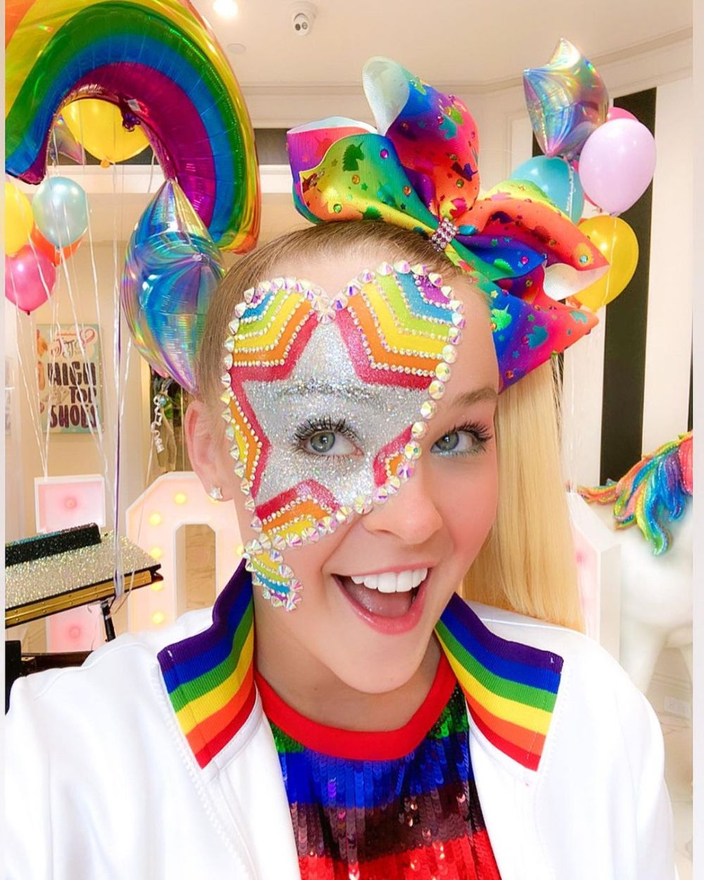 Everything Jojo Siwa Has Said About Coming Out 