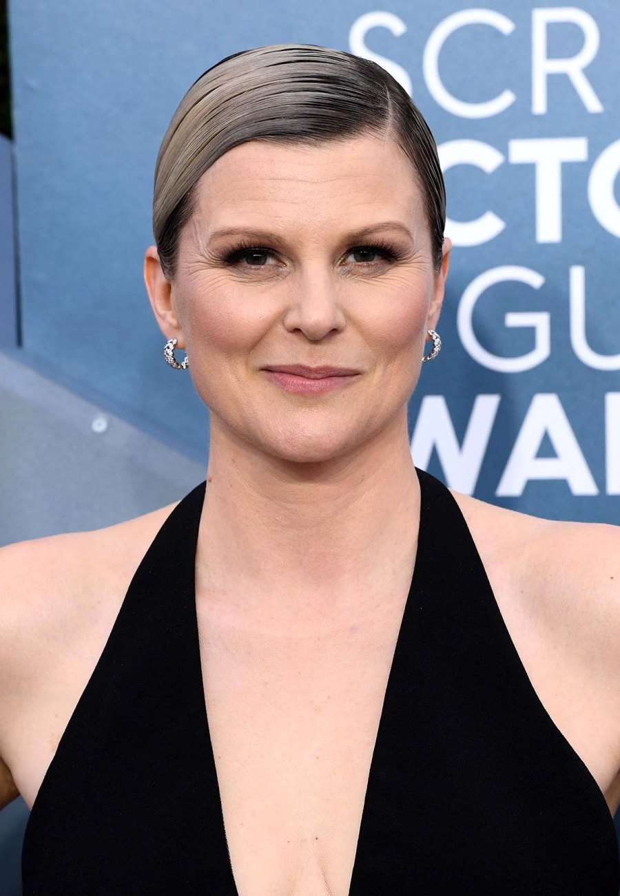 Ginny Georgia Cast Who They Are Dating Off Set