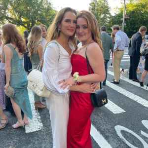 Brooke Shields daughter prom dress