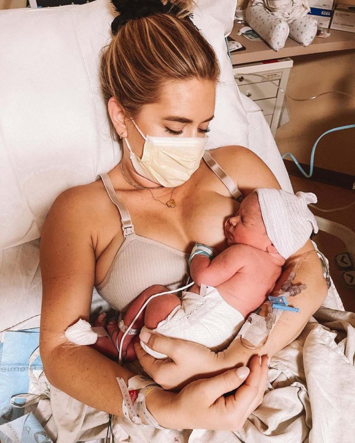 Lauren Burnham Celebrates 1st Week With Twin Son Daughter I Want You Both Home