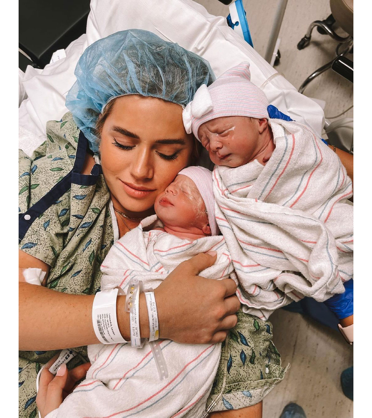 Lauren Burnham and Arie Luyendyk Jr Share 1st Photos of Newborn Twins 2
