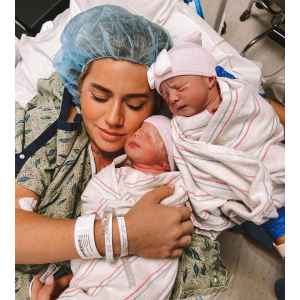 Lauren Burnham and Arie Luyendyk Jr Share 1st Photos of Newborn Twins 2