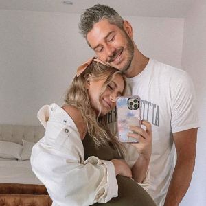 Lauren Burnham and Arie Luyendyk Jr Share 1st Photos of Newborn Twins