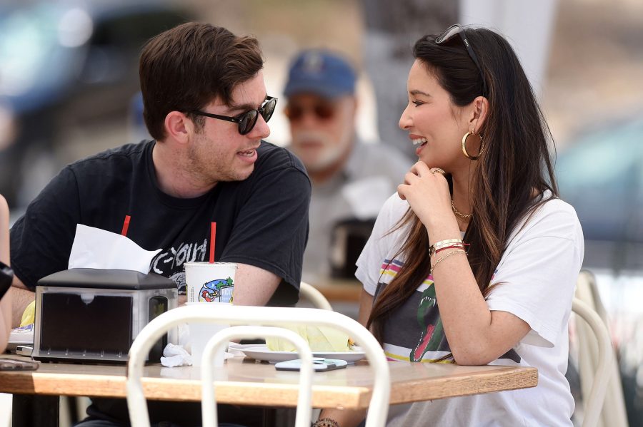 Olivia Munn So Smitten With New Flame John Mulaney 02 Lunch Date