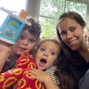 Pregnant Jessa Duggar Camps With Family Amid Counting On Cancellation