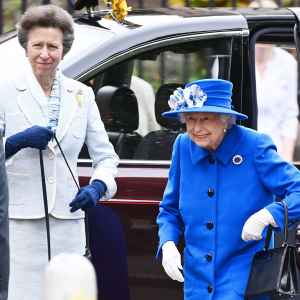 Queen Elizabeth, Princess Anne Have Mother-Daughter Outing in Scotland: Pics