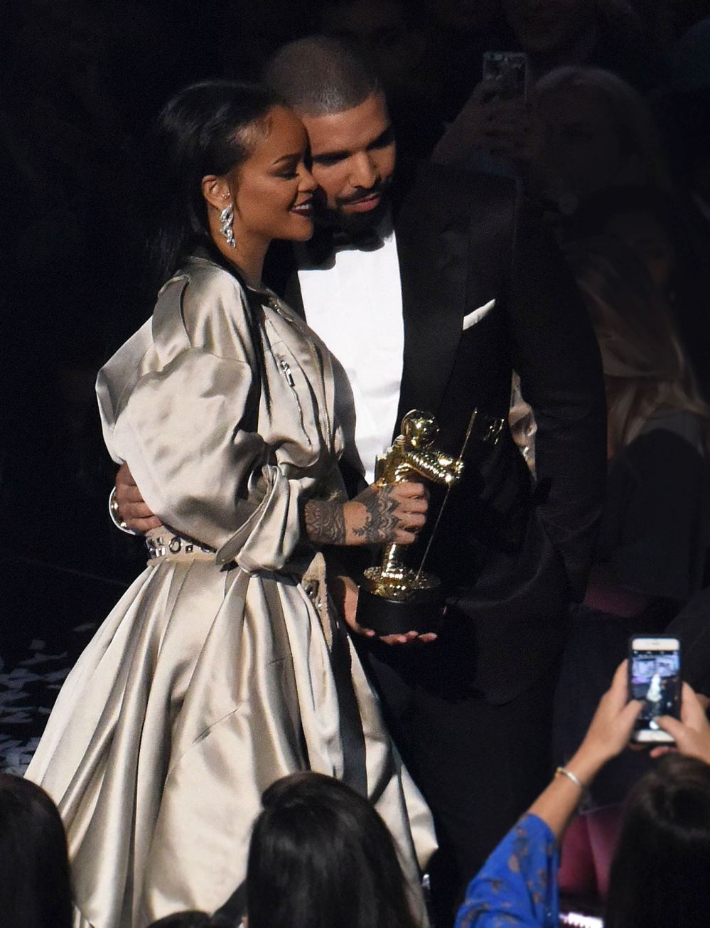 Rihanna Covers Up the Matching Shark Tattoo She Got With Drake: Details