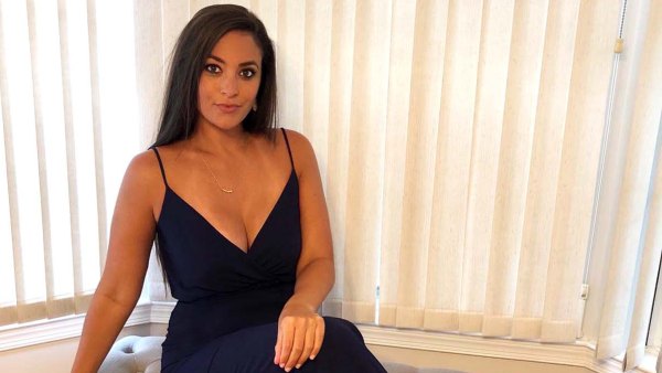 Sammi Sweetheart Ditches Her Ring She Dodges Engagement Questions