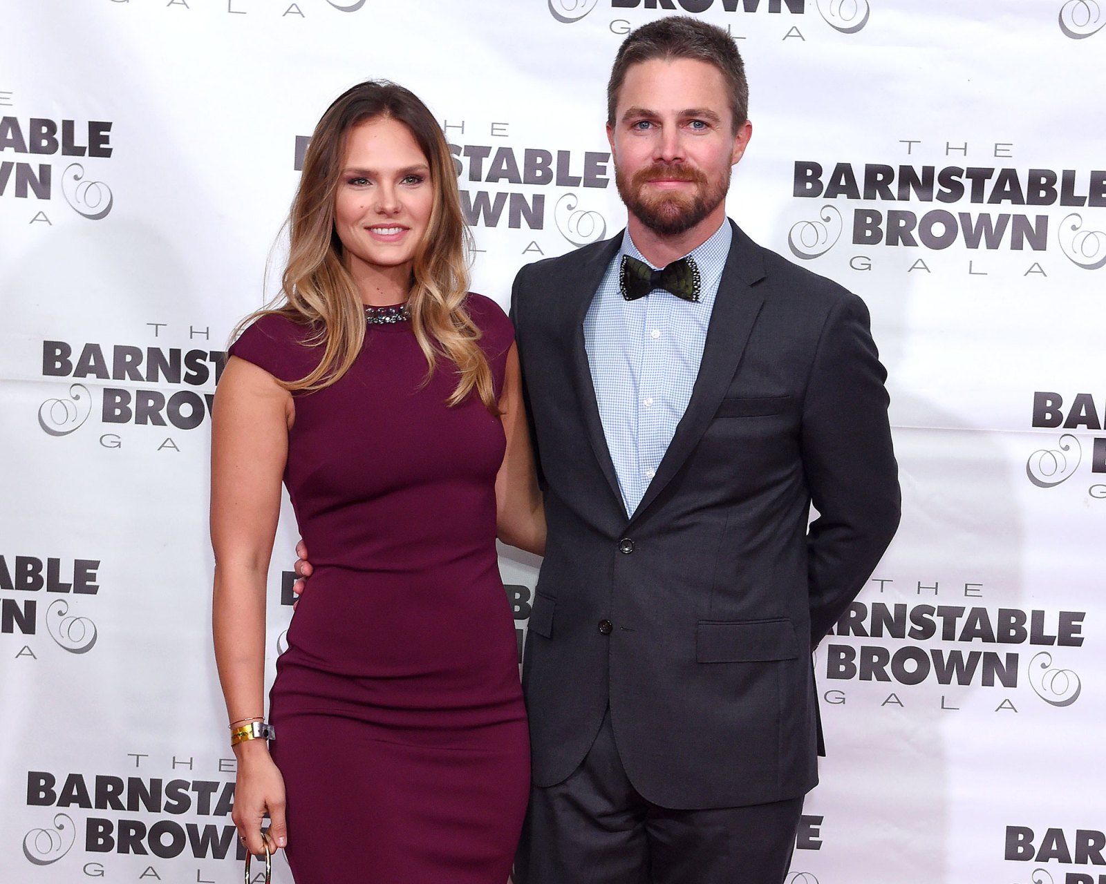 Stephen Amell Asked to Leave Flight Following Fight With Wife Cassandra
