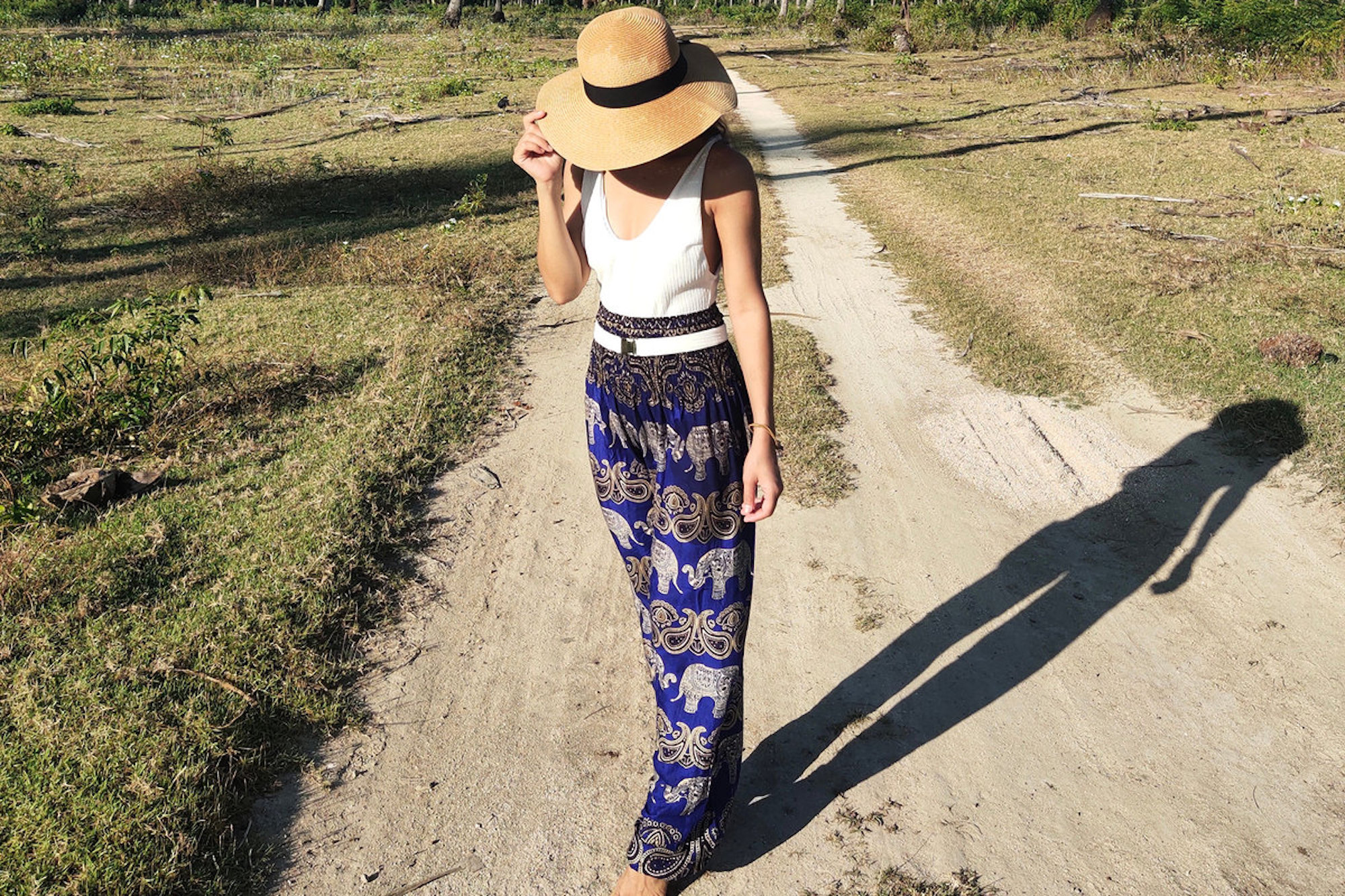These-Harem-Pants-Might-Be-Comfier-Than-Your-Favorite-Pair-Joggers