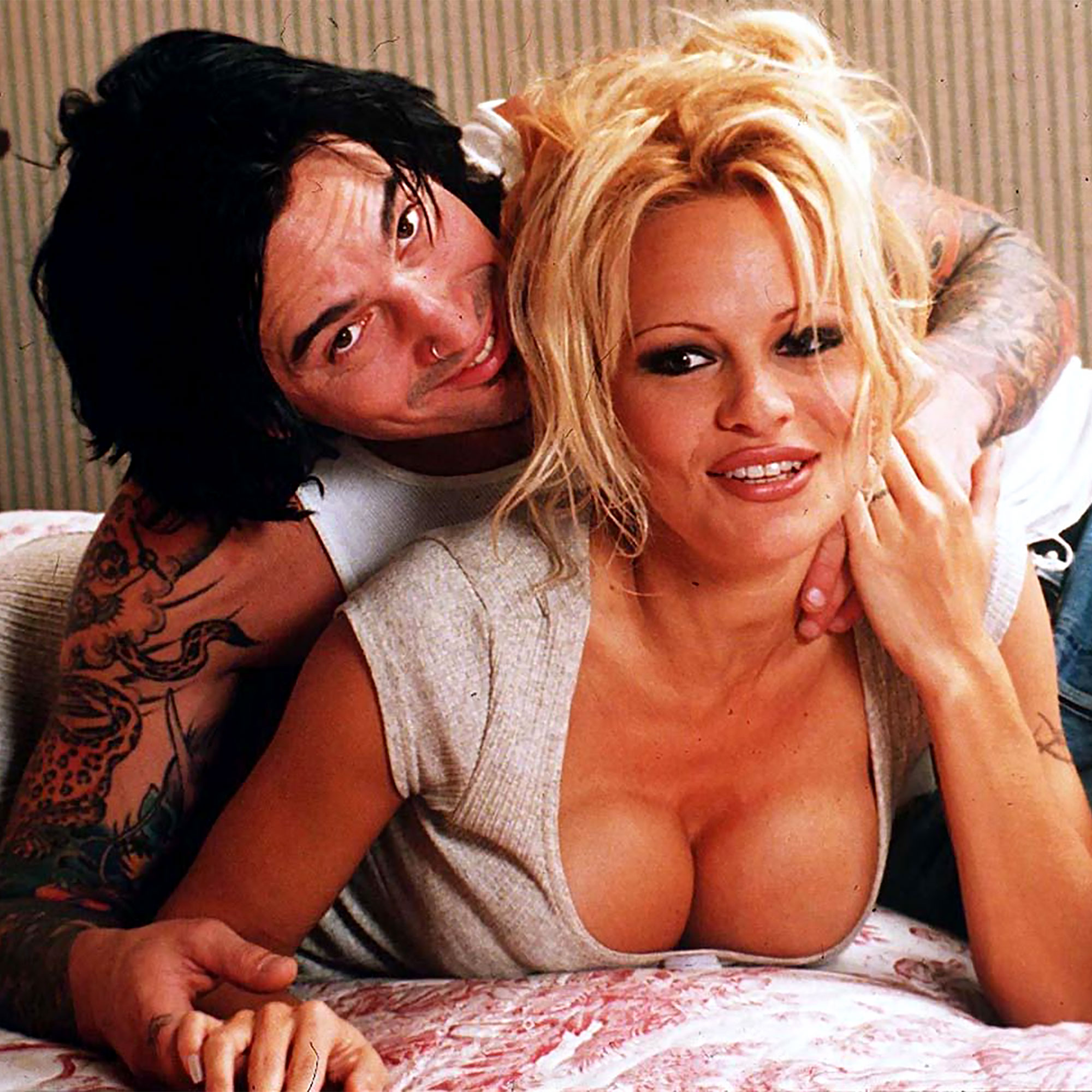 Tommy Lee, Pamela Anderson Timeline of Their Relationship picture image picture
