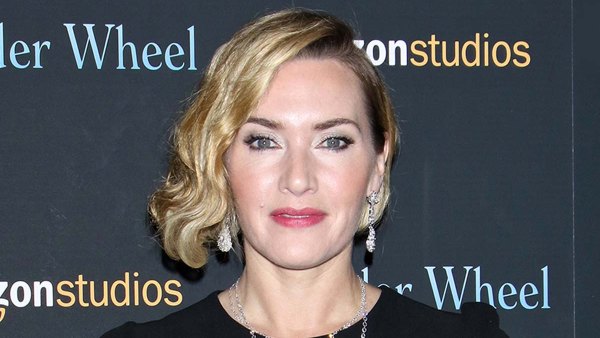 Why Kate Winslet Wanted Show Bulgy Bit Belly Mare Sex Scene