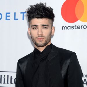 Zayn Malik Gets Into Shirtless Confrontation Outside New York City Bar