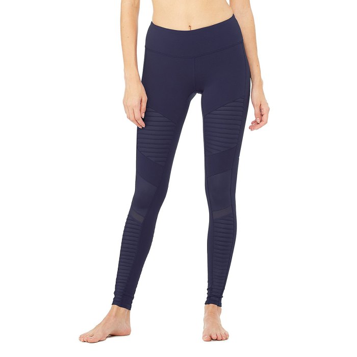 Alo Yoga Has So Many Bestsellers on Sale Right Now | Us Weekly