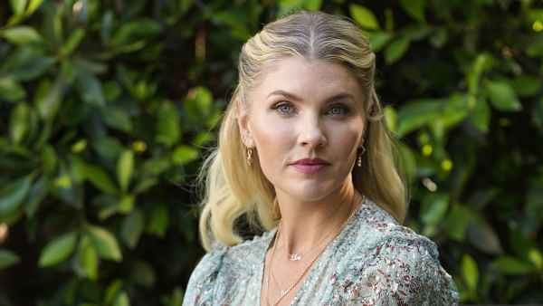 Amanda Kloots Slams Critics Who Claimed She Moved on Too ‘Fast’ After Announcing She’s Dating Again