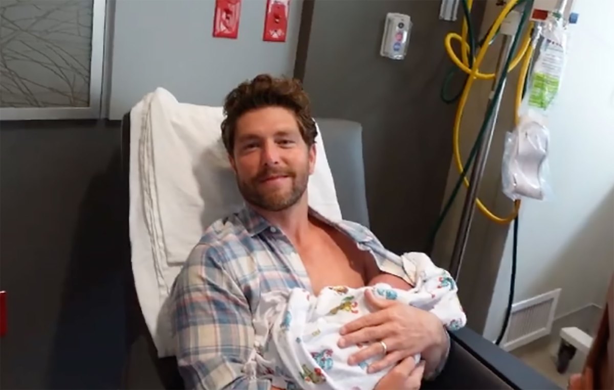Bachelor’s Lauren Bushnell and Chris Lane’s Family Photos With 3 Kids ...