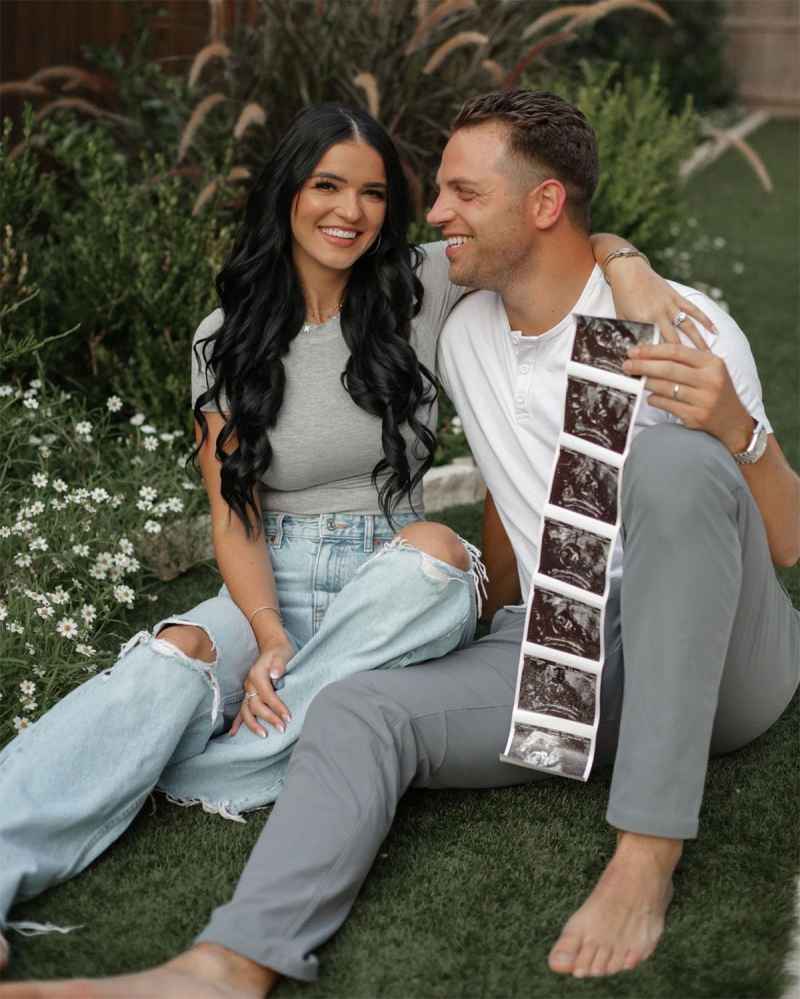 Bachelor Raven Gates Pregnant Expecting 1st Child With Husband Adam Gottschalk Courtney Matthews Photography 3