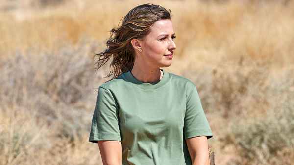 Bachelorette Katie Claps Back at Fashion Critics: ‘Come for Me Gen Z’