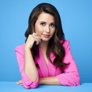 Bachelorette Star Katie Thurston Claps Back Trolls Over Lingerie Photo