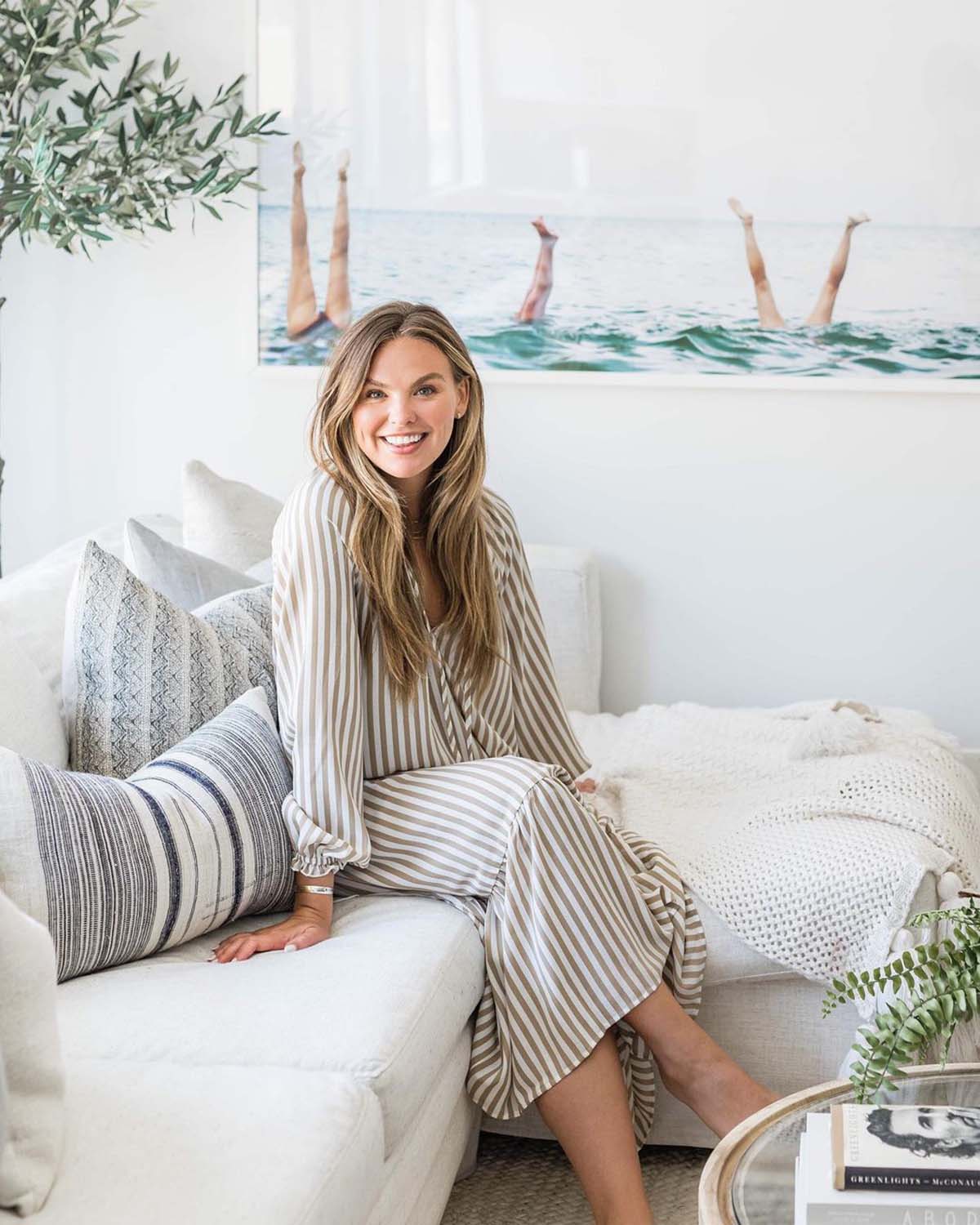 Bachelorettes Hannah Brown Unveils Her Apartment Following Major Makeover