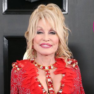 Dolly Parton Launches New Fragrance 3