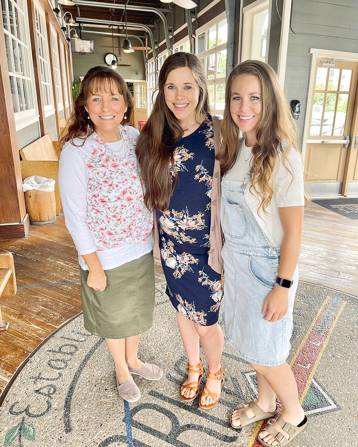 Jessa Duggar Hangs With Family After 'Counting On' Cancellation | Us Weekly