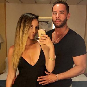 90 Day Fiances Jonathan Rivera Fiancee Janelle Miller Welcome Their 1st Child