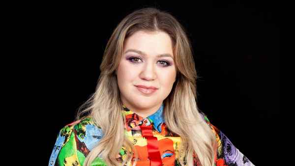 Kelly Clarkson Requests That Judge Declare Her Legally Single Amid Divorce From Brandon Blackstock