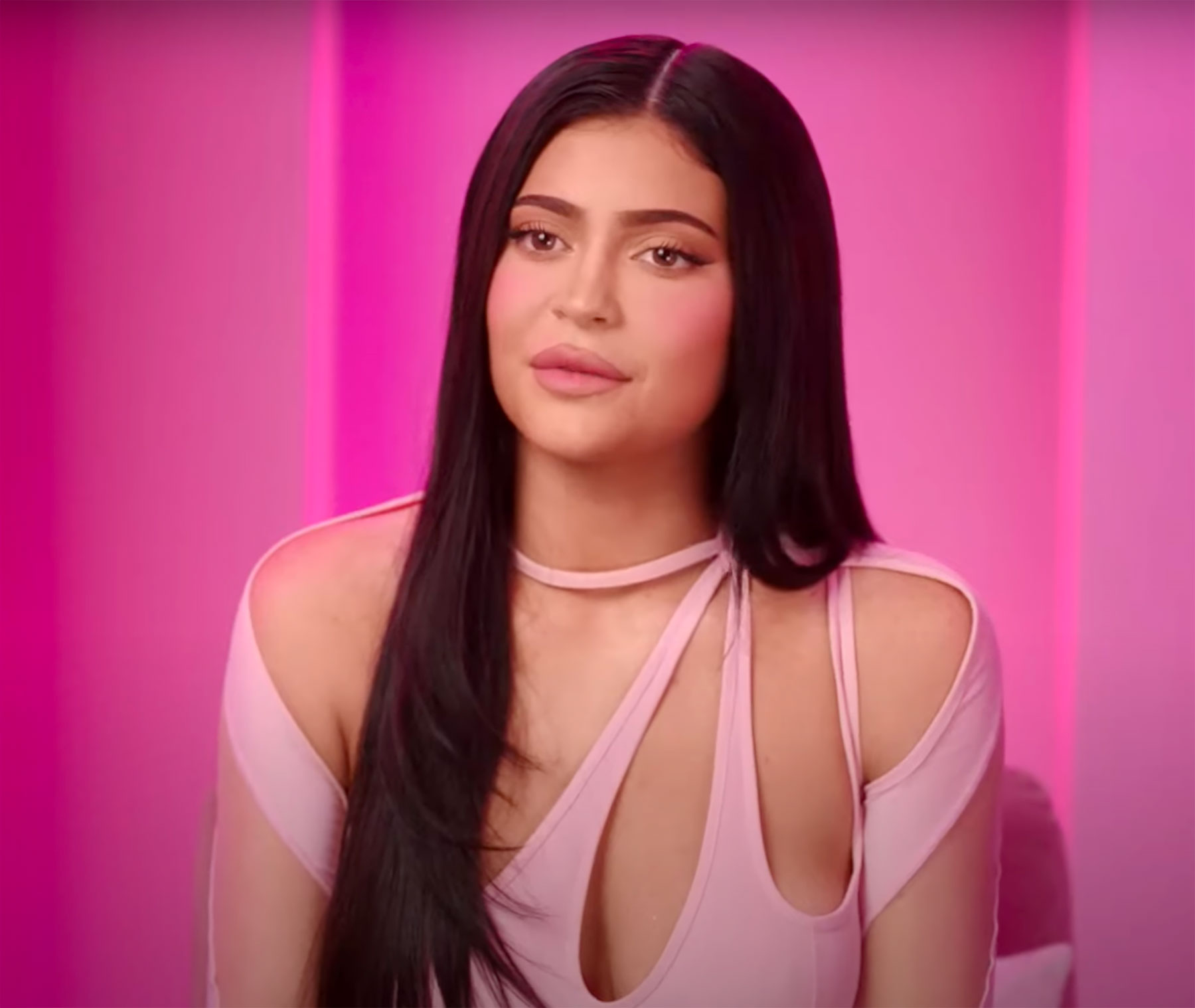 Kylie Jenner Reflects On Launching Kylie Cosmetics Watch 