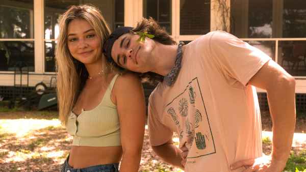 Outer Banks Chase Stokes Relationship With Costar Madelyn Cline