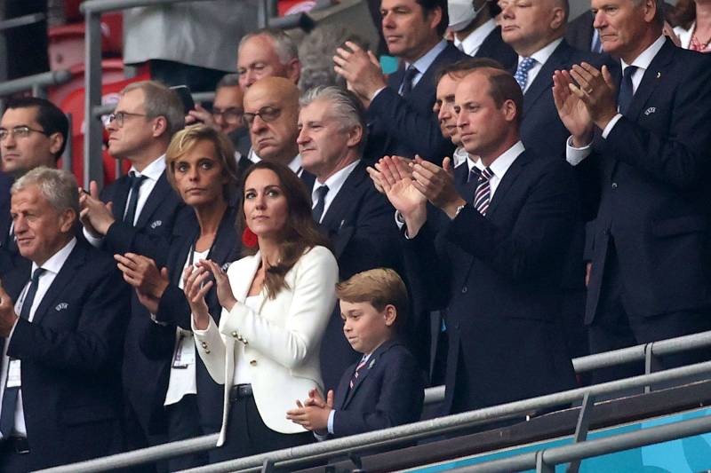 Prince George Shares Adorable Reaction With Prince William When England Scores a Goal at Euro 2020 Soccer Game 13