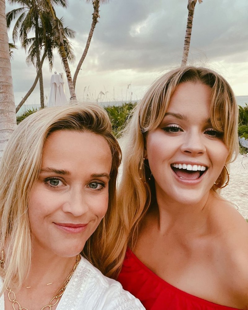 Reese Witherspoon Is Tempted to ‘Get Bangs’ After Sharing Selfie With Ava
