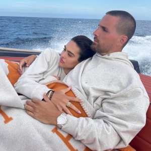 Scott Disick Cozies Up With Amelia Hamlin, Daughter Penelope on Weekend Boat Trip: See Pics