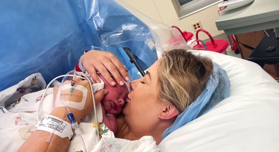Shawn Johnson East Gives 1st Look at 1-Week-Old Son in Birth Video 1