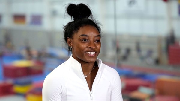 Simone Biles Outpouring of Love Amid Tokyo Olympics