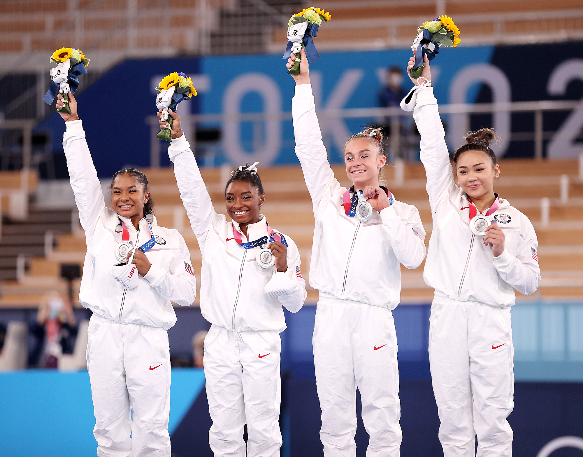 Simone Biles Celebrates Team's Medal After Tokyo Olympics Exit