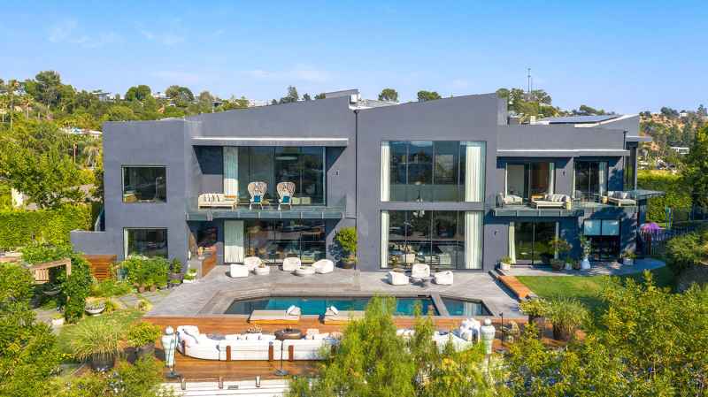 Sold See Mansion John Chrissy Sold 16.8 Million