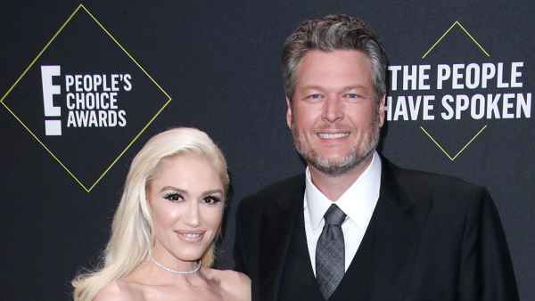 Gwen Stefani Blake Shelton Apply Marriage License