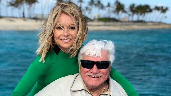 'Weirdos'! Kelly Ripa Claps Back Over Jokes About Her 'Missing' Foot